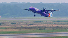 Bombardier Dash 8 Q400_7.jpg